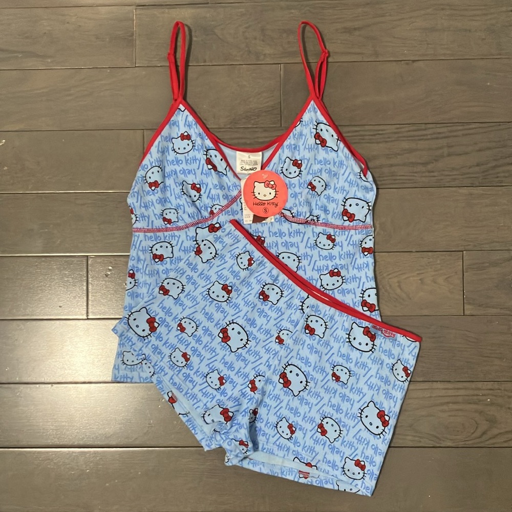 NWT Y2K Vintage 2002 Hello Kitty Print Tank Top and Boyshort Set Size S
